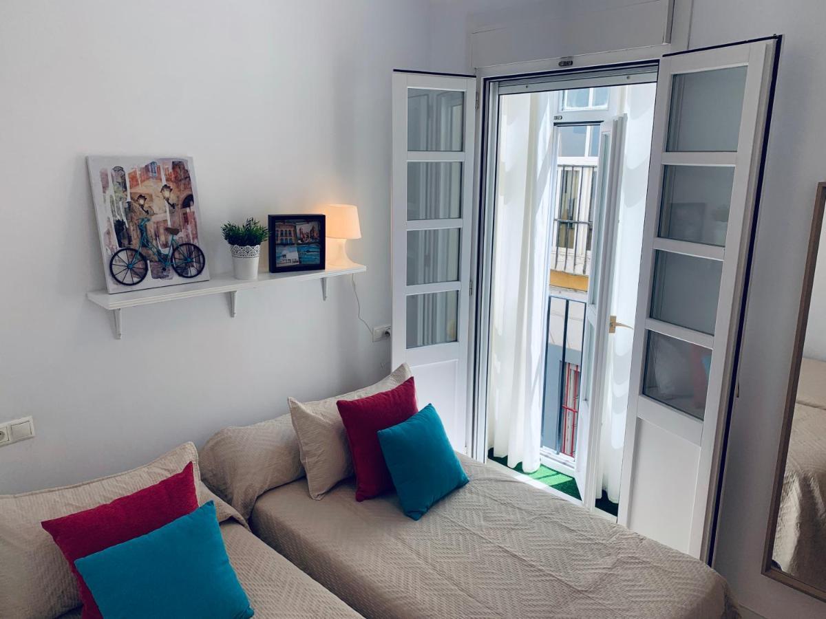 Bonito Apartamento Junto Al Gran Teatro Falla Cadiz Exterior photo